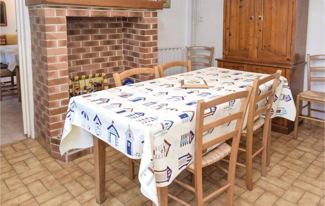 Quinéville Cozy Home In Lestre With Wifi מראה חיצוני תמונה